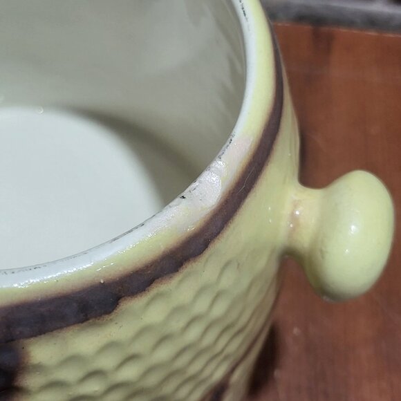 Vintage House of Webster Ceramic Beehive Jar - Picture 10 of 11